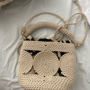 Bucket bag